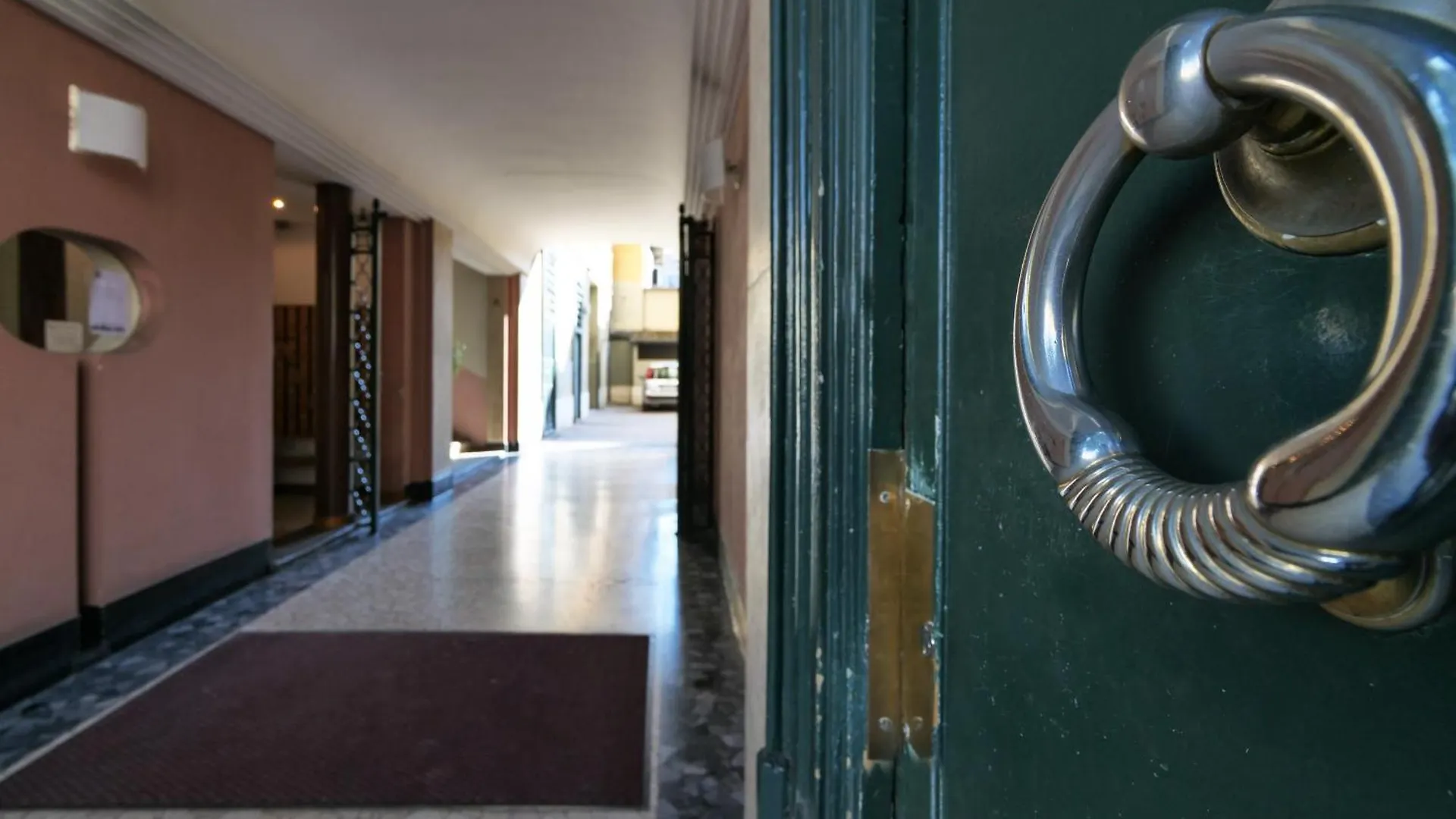Apartamento Primopiano - Concordia Milán 0*,  Italia